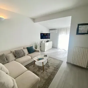  Appartamento Front - Attic