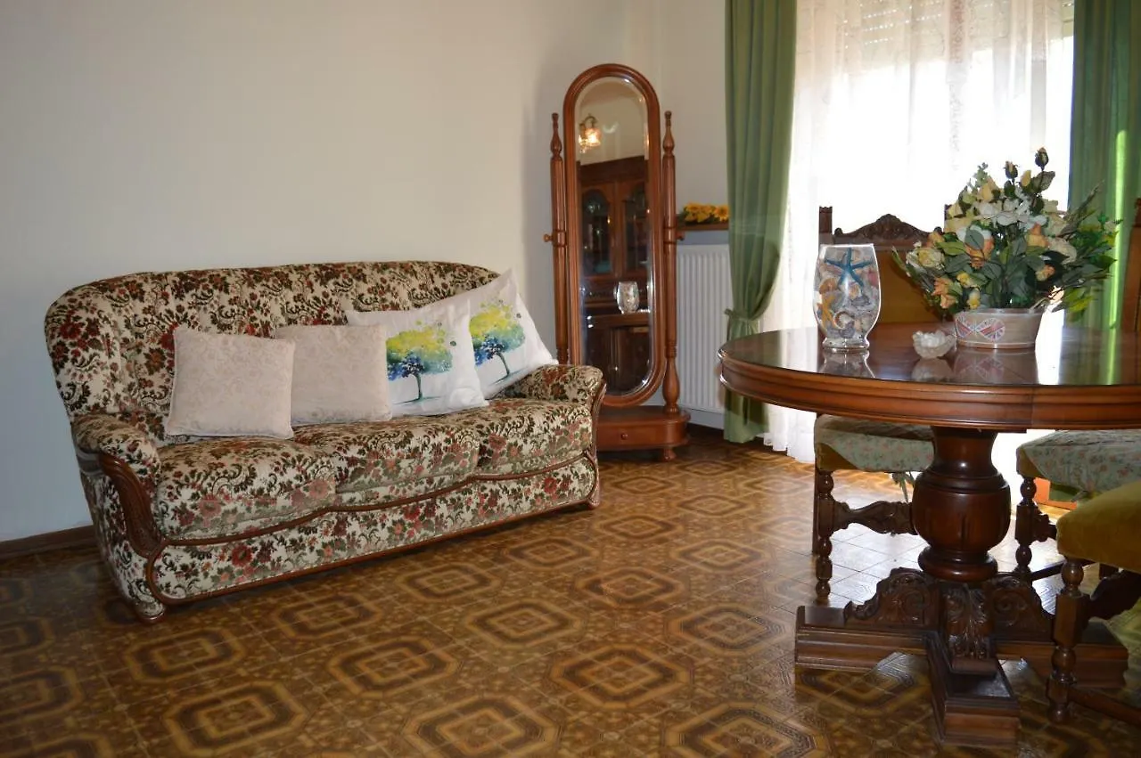 Appartamento Casa Iliana Viareggio